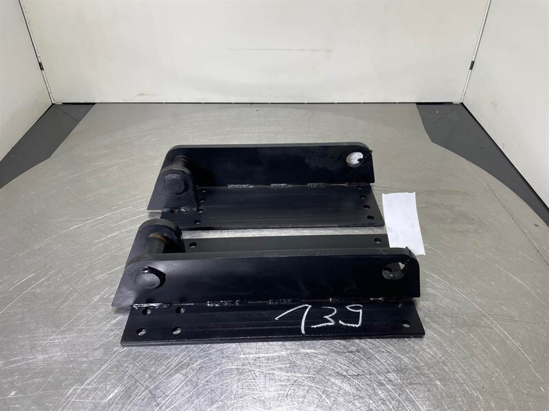 Terex TL/SKL/SKS - Adapter plate/Adapterplatte/Aanlasoor - قارنة توصيل هيدروليكي - آلات البناء: صورة 3 Terex TL/SKL/SKS - Adapter plate/Adapterplatte/Aanlasoor - قارنة توصيل هيدروليكي - آلات البناء: صورة 3
