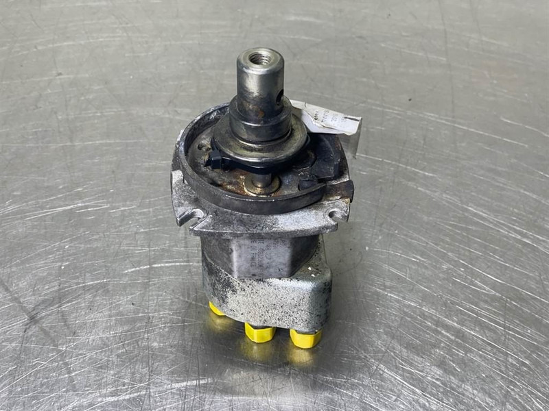 Terex TW150-6047886-Servo valve/Servoventil/Servoventiel - نظام الهيدروليك - آلات البناء: صورة 1 Terex TW150-6047886-Servo valve/Servoventil/Servoventiel - نظام الهيدروليك - آلات البناء: صورة 1