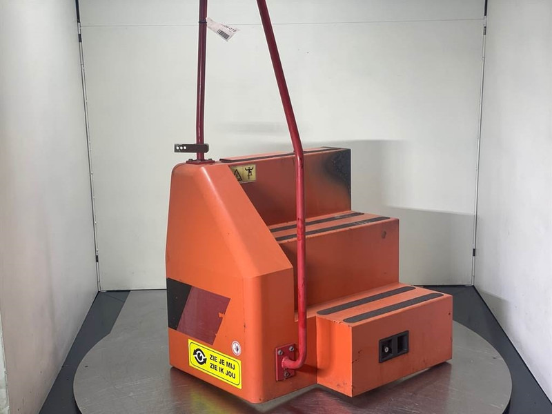 Terex TW150-6098793 / 6098792-Hood/Haube/Kap - إطار/ شاسيه - آلات البناء: صورة 4 Terex TW150-6098793 / 6098792-Hood/Haube/Kap - إطار/ شاسيه - آلات البناء: صورة 4