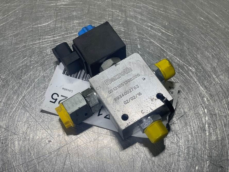 Terex TW150-R934002763-3/2 Valve-3/2 Wegeventil-Ventiel - نظام الهيدروليك - آلات البناء: صورة 1 Terex TW150-R934002763-3/2 Valve-3/2 Wegeventil-Ventiel - نظام الهيدروليك - آلات البناء: صورة 1