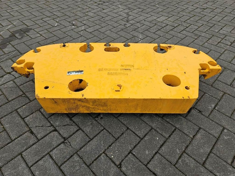 Volvo L35B-VOE11307439-Counterweight/Heckgewicht - إطار/ شاسيه - آلات البناء: صورة 4 Volvo L35B-VOE11307439-Counterweight/Heckgewicht - إطار/ شاسيه - آلات البناء: صورة 4