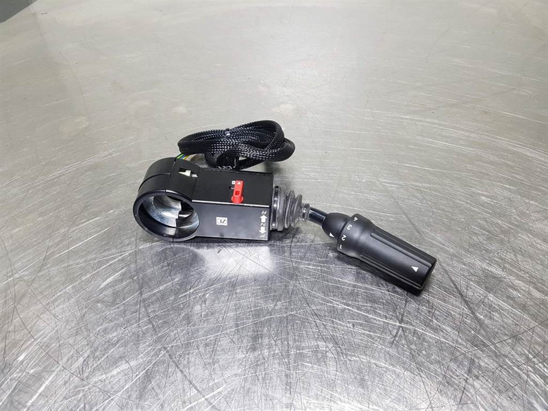 Werklust WG45C-ZF DW-3-Steer col switch/Lenkstockschalter - النظام الكهربائي - آلات البناء: صورة 1 Werklust WG45C-ZF DW-3-Steer col switch/Lenkstockschalter - النظام الكهربائي - آلات البناء: صورة 1