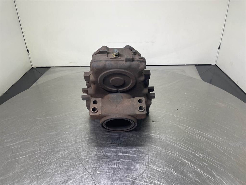 Yanmar V80-Carraro TB172-419853-Transmission/Getriebe - صندوق التروس - آلات البناء: صورة 2 Yanmar V80-Carraro TB172-419853-Transmission/Getriebe - صندوق التروس - آلات البناء: صورة 2