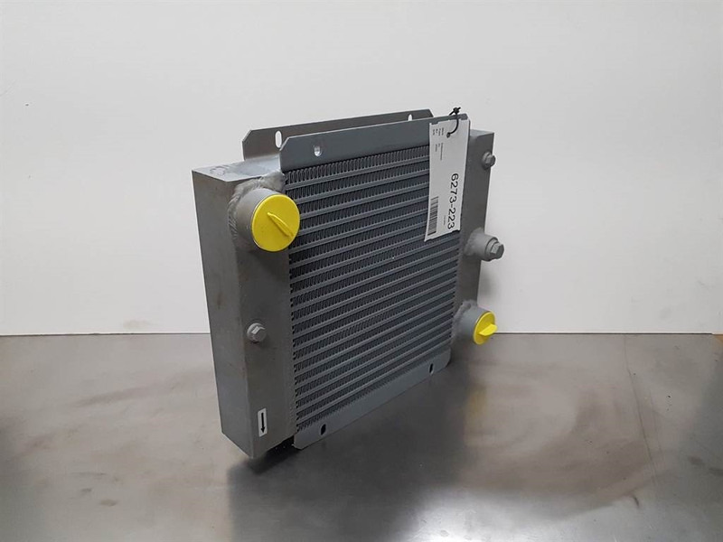 Zettelmeyer ZL-SLB KBK2T-091378-Cooler/Kühler/Koeler - محرك - آلات البناء: صورة 2 Zettelmeyer ZL-SLB KBK2T-091378-Cooler/Kühler/Koeler - محرك - آلات البناء: صورة 2