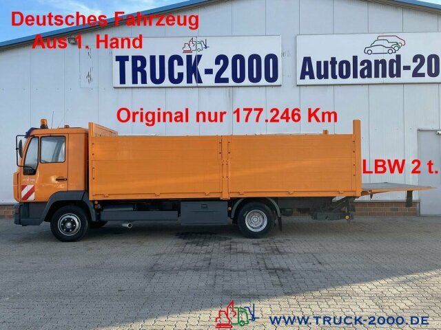 MAN LE 8.180 Nur 177 TKm- Bordwände 1.20m + LBW 2t. - شاحنات مسطحة: صورة 1 MAN LE 8.180 Nur 177 TKm- Bordwände 1.20m + LBW 2t. - شاحنات مسطحة: صورة 1