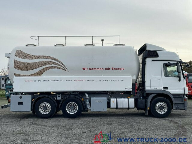 شاحنة الشفط Mercedes-Benz Actros 2544 Silo Holz Pellets 28m³ inkl. Waage: صورة 10