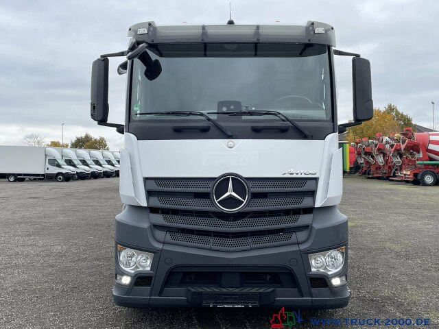Mercedes-Benz Antos 2542 Hiab 177K HIPRO mit Funkfernbedienung - شاحنات مسطحة, شاحنة كرين: صورة 2 Mercedes-Benz Antos 2542 Hiab 177K HIPRO mit Funkfernbedienung - شاحنات مسطحة, شاحنة كرين: صورة 2