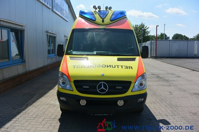 Mercedes-Benz Sprinter 316 RTW Ambulance Mobile Delfis Rettung - سيارة اسعاف: صورة 2 Mercedes-Benz Sprinter 316 RTW Ambulance Mobile Delfis Rettung - سيارة اسعاف: صورة 2