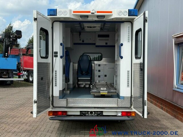 Mercedes-Benz Sprinter 516 Fahrtec RTW Luftfederung Retarder - سيارة اسعاف: صورة 3 Mercedes-Benz Sprinter 516 Fahrtec RTW Luftfederung Retarder - سيارة اسعاف: صورة 3
