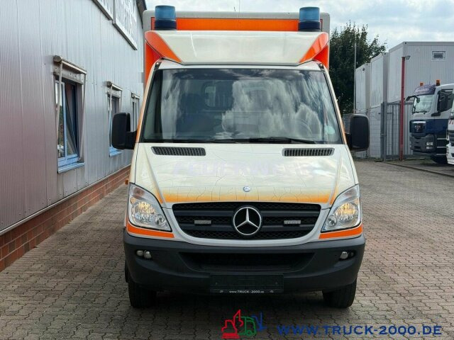 Mercedes-Benz Sprinter 516 Fahrtec RTW Luftfederung Retarder - سيارة اسعاف: صورة 4 Mercedes-Benz Sprinter 516 Fahrtec RTW Luftfederung Retarder - سيارة اسعاف: صورة 4