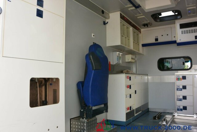 Mercedes-Benz Sprinter 516 Fahrtec RTW Retarder Air Suspension - سيارة اسعاف: صورة 5 Mercedes-Benz Sprinter 516 Fahrtec RTW Retarder Air Suspension - سيارة اسعاف: صورة 5