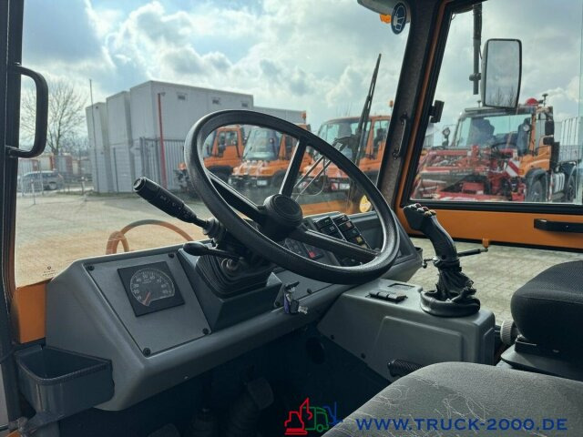 Multicar Kiefer Boki 1151 Winterdienst Besen 12.866 km - سياره كنس شوارع: صورة 3 Multicar Kiefer Boki 1151 Winterdienst Besen 12.866 km - سياره كنس شوارع: صورة 3