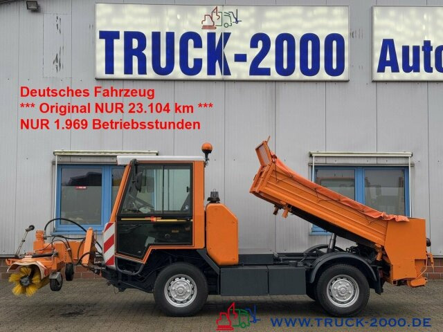 Multicar Kiefer Boki Winterdienst Streuer + Besen 23 TKM - سياره كنس شوارع: صورة 1 Multicar Kiefer Boki Winterdienst Streuer + Besen 23 TKM - سياره كنس شوارع: صورة 1