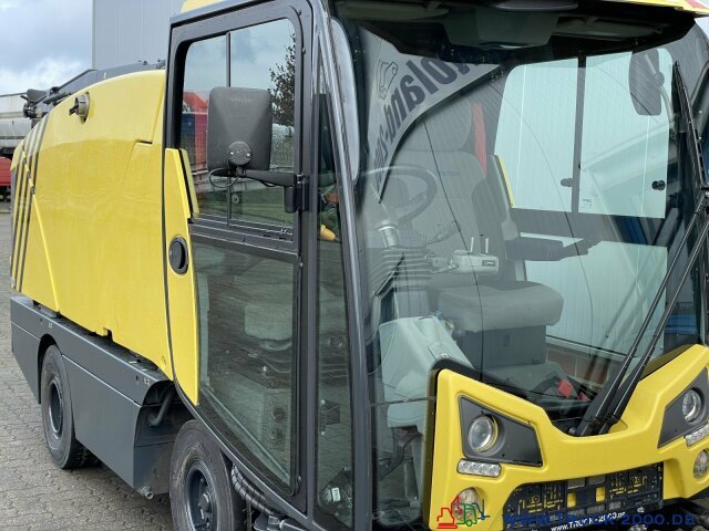 Schmidt Johnston Bucher CX 201 Sweeper Kehren + Sprühen - سياره كنس شوارع: صورة 2 Schmidt Johnston Bucher CX 201 Sweeper Kehren + Sprühen - سياره كنس شوارع: صورة 2