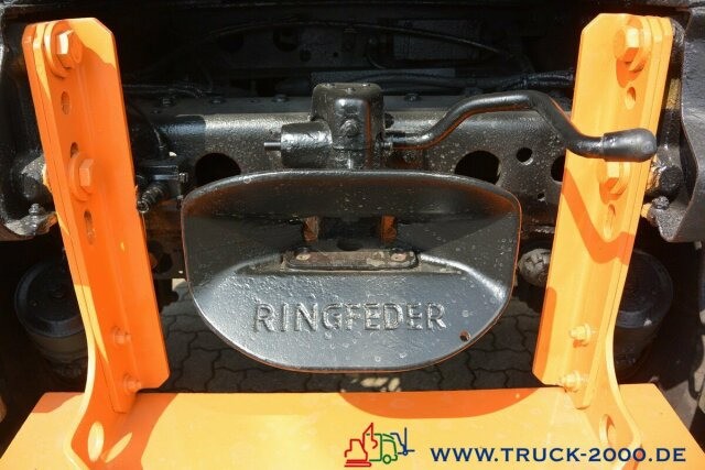 Unimog U 400 4 x 4 Mulag Teleskopausleger + Zapfwelle Unimog U 400 4 x 4 Mulag Teleskopausleger + Zapfwelle: صورة 13