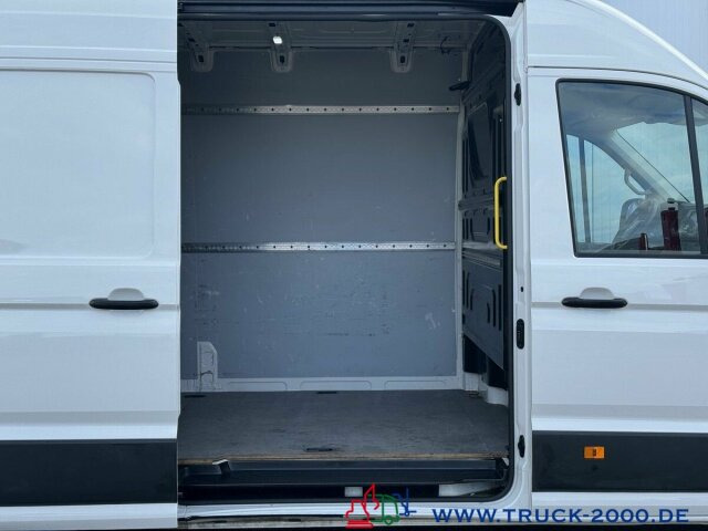 Volkswagen Crafter 35 2.0 TDI Hoch & Lang 3 Sitze Klima - فان: صورة 4 Volkswagen Crafter 35 2.0 TDI Hoch & Lang 3 Sitze Klima - فان: صورة 4