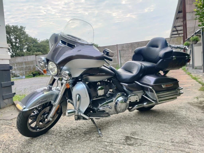 Harley-Davidson Electra Glide Ultra Limited 103" - دراجة نارية: صورة 2 Harley-Davidson Electra Glide Ultra Limited 103" - دراجة نارية: صورة 2