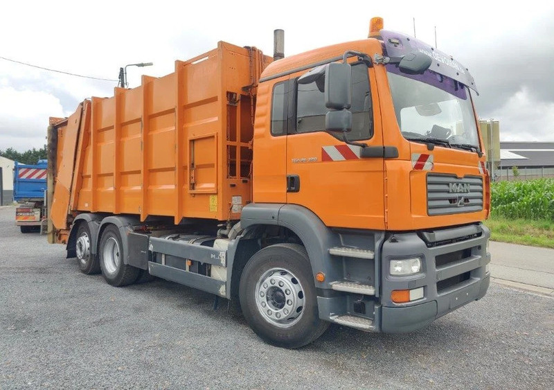MAN TGA 26.320 6x2 garbage truck ZOELLER - شاحنة النفايات: صورة 2 MAN TGA 26.320 6x2 garbage truck ZOELLER - شاحنة النفايات: صورة 2