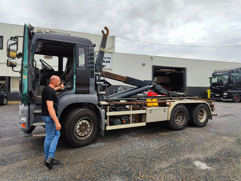 MAN TGA 26.350 6x4 Container AJK Euronorm 3 - شاحنة ذات خطاف: صورة 5 MAN TGA 26.350 6x4 Container AJK Euronorm 3 - شاحنة ذات خطاف: صورة 5