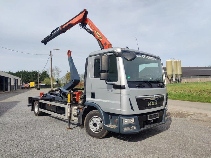 MAN TGL 12.250 Containersysteem met kraan Palfinger PK9001 + Remote - شاحنة ذات خطاف, شاحنة كرين: صورة 2 MAN TGL 12.250 Containersysteem met kraan Palfinger PK9001 + Remote - شاحنة ذات خطاف, شاحنة كرين: صورة 2