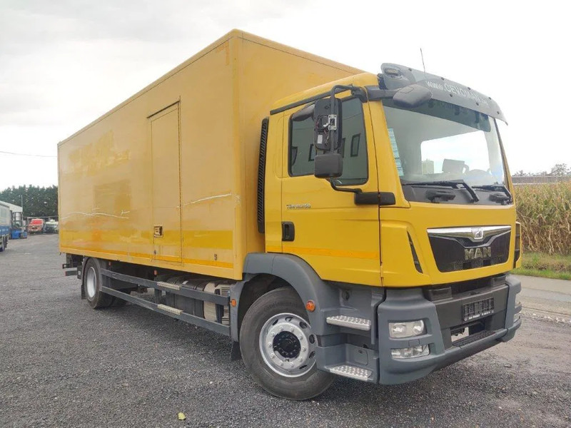 MAN TGM 18.250 Euro 6 boxtruck - شاحنة مقفلة: صورة 2 MAN TGM 18.250 Euro 6 boxtruck - شاحنة مقفلة: صورة 2