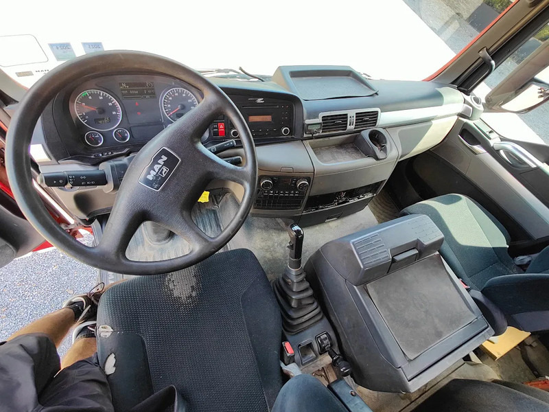 شاحنة قلاب MAN TGS 33.440 6x4 kipper / trekker Euro 5: صورة 18