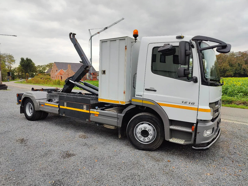 Mercedes-Benz Atego 1218 Containersystem / Hooklift Hyvalift - شاحنة ذات خطاف: صورة 2 Mercedes-Benz Atego 1218 Containersystem / Hooklift Hyvalift - شاحنة ذات خطاف: صورة 2