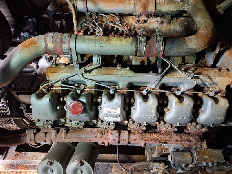 MAN D2842 LE21 - مجموعة المولدات: صورة 5 MAN D2842 LE21 - مجموعة المولدات: صورة 5