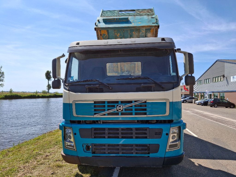 Volvo FM 260 KIPPER MANUAL GEARBOX - شاحنة قلاب: صورة 2 Volvo FM 260 KIPPER MANUAL GEARBOX - شاحنة قلاب: صورة 2