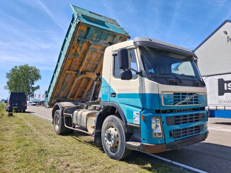 Volvo FM 260 KIPPER MANUAL GEARBOX - شاحنة قلاب: صورة 3 Volvo FM 260 KIPPER MANUAL GEARBOX - شاحنة قلاب: صورة 3