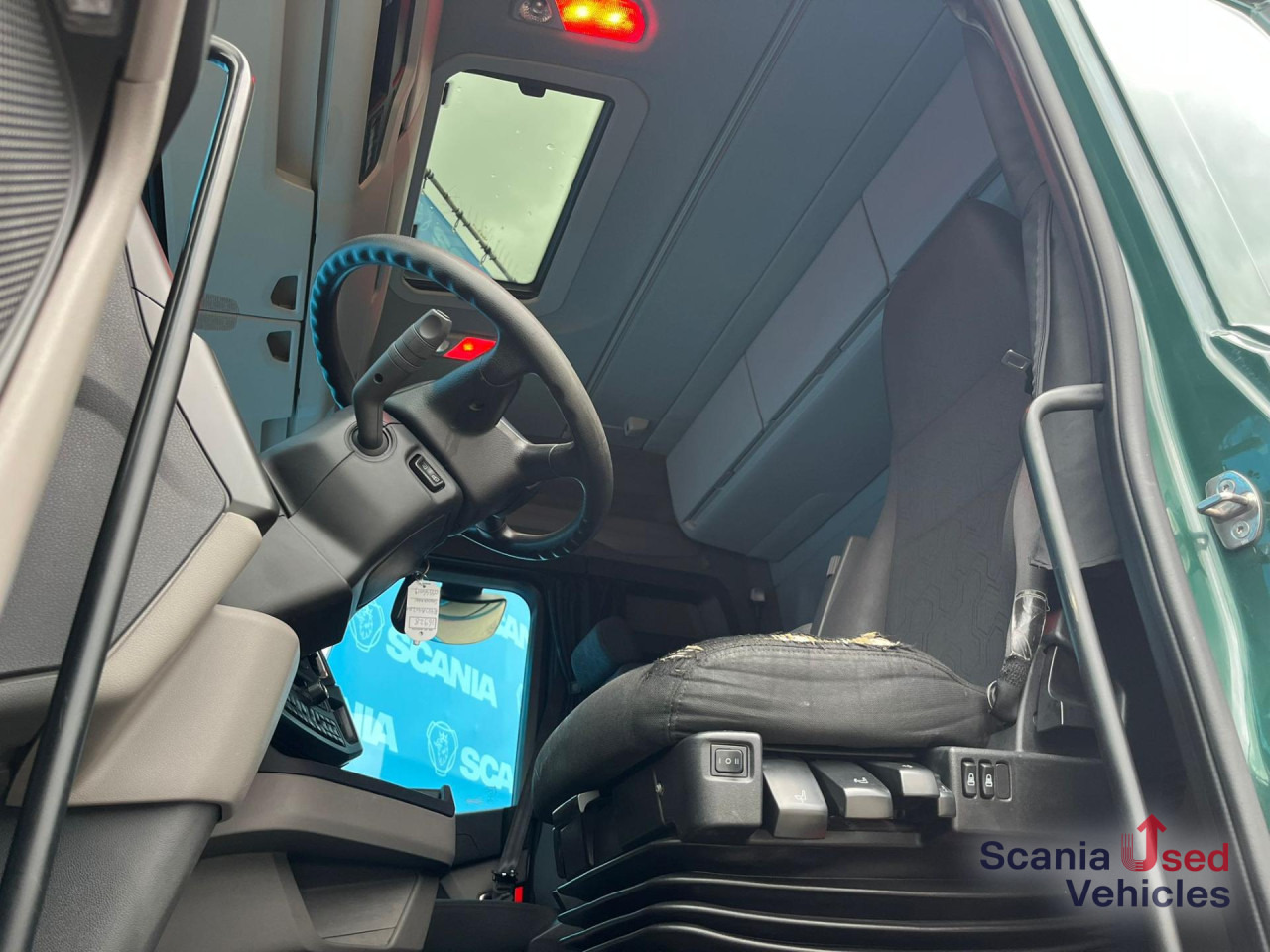 SCANIA R 410 A4x2NA RETARDER ADR FL LED ACC - وحدة جر: صورة 2 SCANIA R 410 A4x2NA RETARDER ADR FL LED ACC - وحدة جر: صورة 2