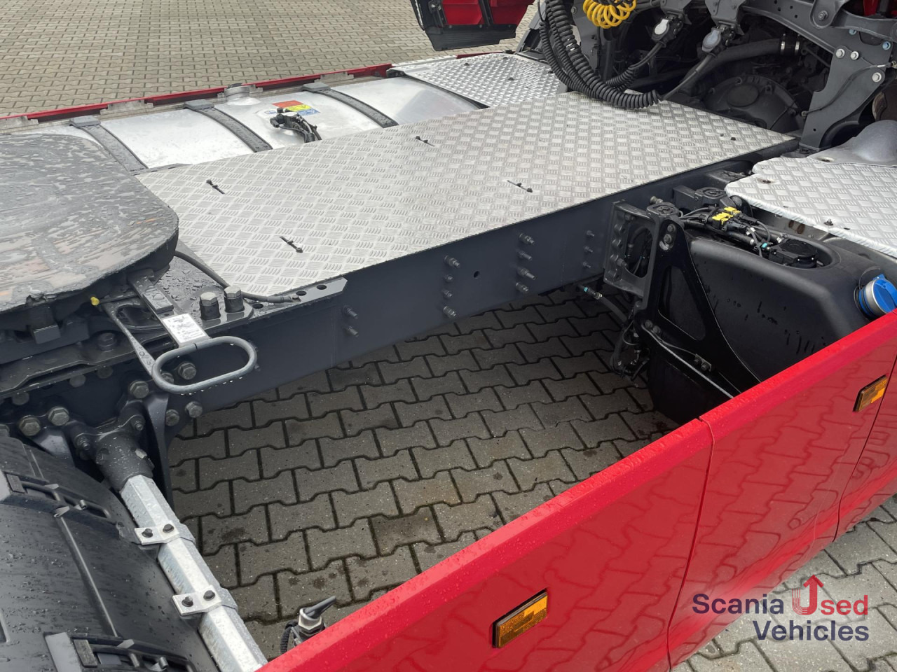 SCANIA R 410 A4x2NA RETARDER LED NAVI - وحدة جر: صورة 2 SCANIA R 410 A4x2NA RETARDER LED NAVI - وحدة جر: صورة 2