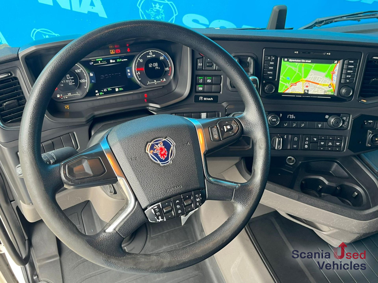 SCANIA R 410 B6x2*4NB LNG RETARDER FRIGO CHEREAU 765x250x - شاحنة الفريزر: صورة 4 SCANIA R 410 B6x2*4NB LNG RETARDER FRIGO CHEREAU 765x250x - شاحنة الفريزر: صورة 4