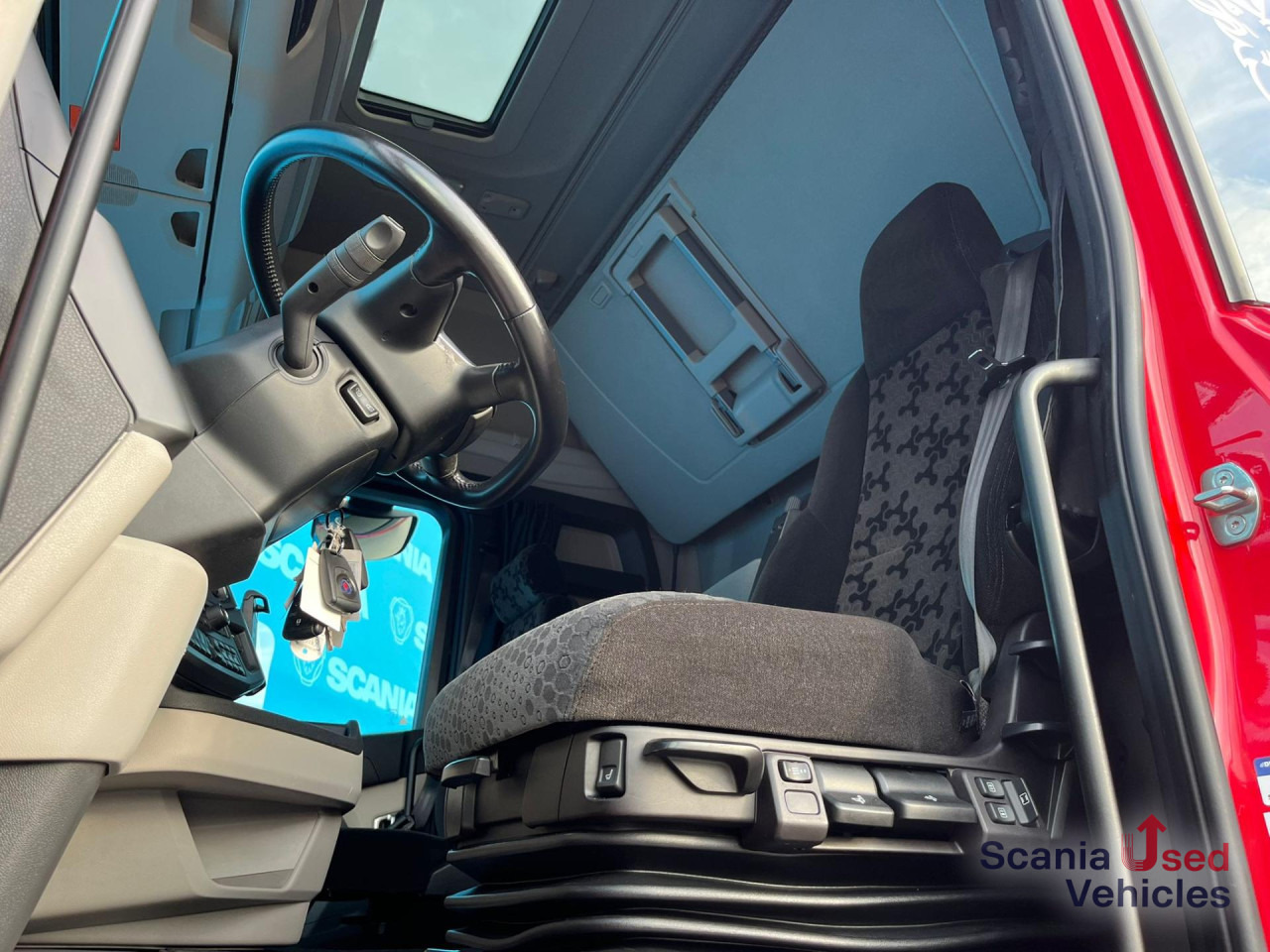 SCANIA R 450 A4x2NA RETARDER LED NAVI PTO - وحدة جر: صورة 2 SCANIA R 450 A4x2NA RETARDER LED NAVI PTO - وحدة جر: صورة 2