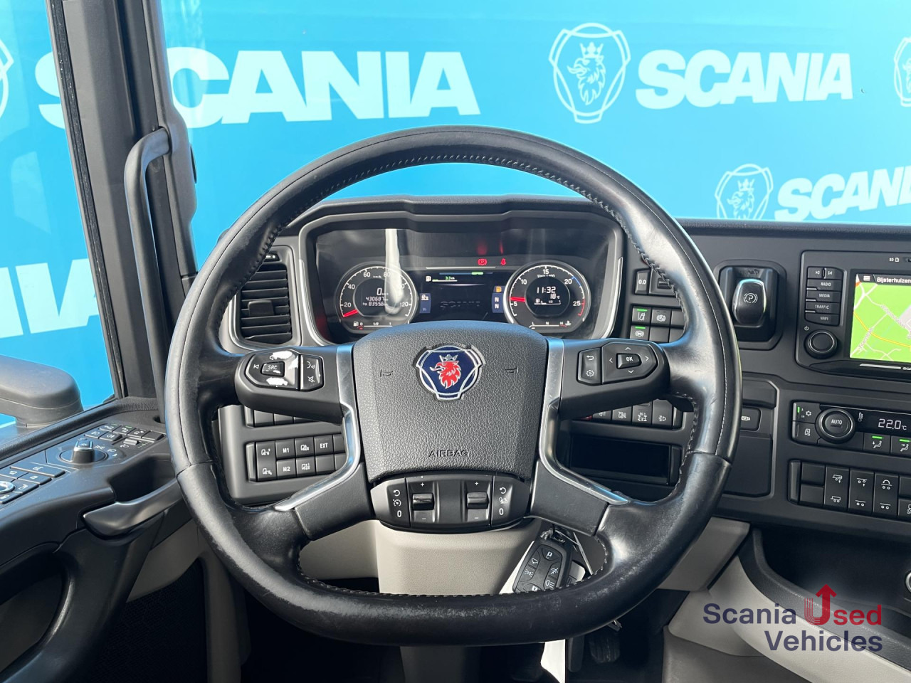 SCANIA R 450 A6x2/4NA RETARDER NAVI PTO - وحدة جر: صورة 5 SCANIA R 450 A6x2/4NA RETARDER NAVI PTO - وحدة جر: صورة 5