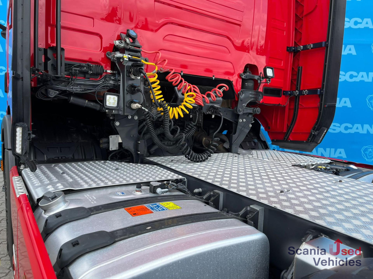 SCANIA R 450 A6x2/4NA RETARDER PTO LED NAVI - وحدة جر: صورة 2 SCANIA R 450 A6x2/4NA RETARDER PTO LED NAVI - وحدة جر: صورة 2