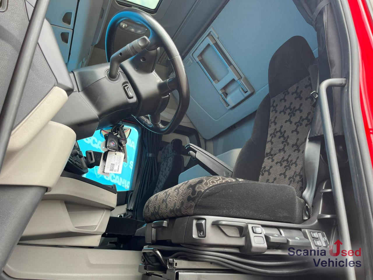 SCANIA R 450 A6x2/4NA RETARDER PTO LED NAVI - وحدة جر: صورة 4 SCANIA R 450 A6x2/4NA RETARDER PTO LED NAVI - وحدة جر: صورة 4