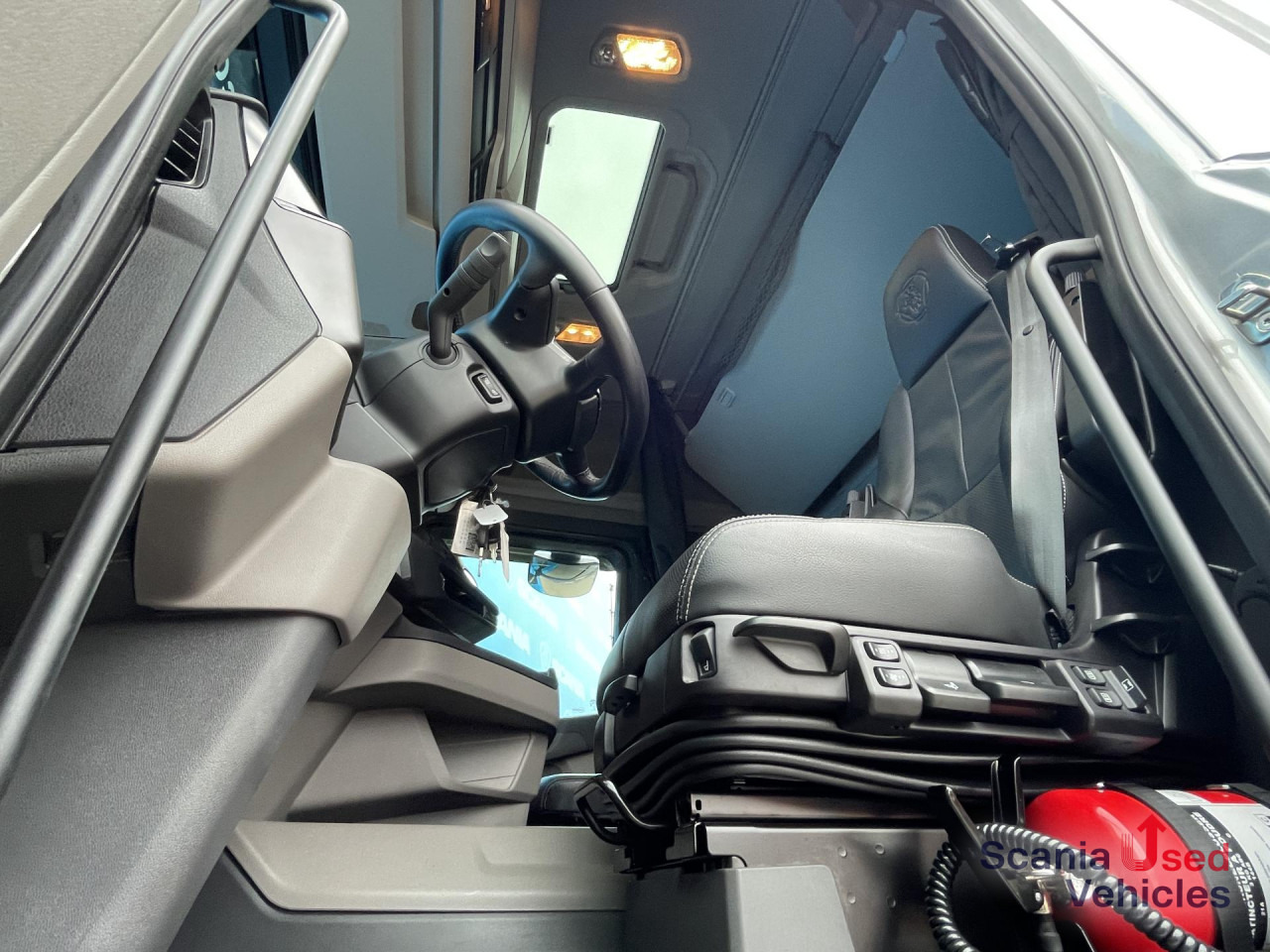 SCANIA R 460 A4x2EB MEGA RETARDER DIFF-L 48DKM SMART2 - وحدة جر: صورة 3 SCANIA R 460 A4x2EB MEGA RETARDER DIFF-L 48DKM SMART2 - وحدة جر: صورة 3