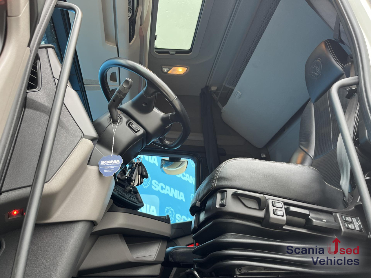 SCANIA S 590 A4x2NA V8 RETARDER DIFF-L 8T NAVI LED ALCOA - وحدة جر: صورة 4 SCANIA S 590 A4x2NA V8 RETARDER DIFF-L 8T NAVI LED ALCOA - وحدة جر: صورة 4