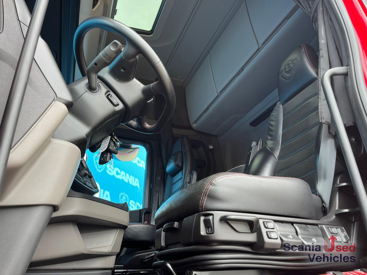 SCANIA S 590 A4x2NB V8 RETARDER 8T FULL AIR DIFF-LOCK - وحدة جر: صورة 4 SCANIA S 590 A4x2NB V8 RETARDER 8T FULL AIR DIFF-LOCK - وحدة جر: صورة 4