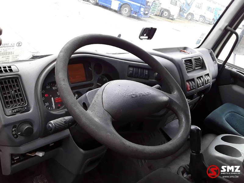 شاحنة مقفلة DAF 55 LF 220: صورة 8