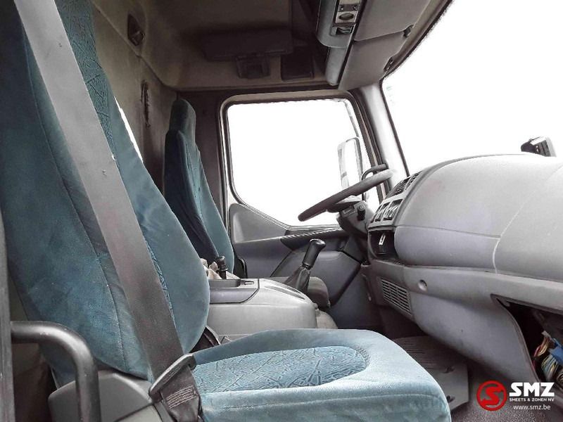 شاحنة مقفلة DAF 55 LF 220: صورة 6