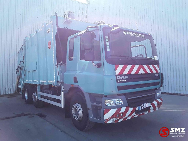 DAF 75 CF 310 VdK pusher 2000 +2x lift 4x on stocl - شاحنة النفايات: صورة 1 DAF 75 CF 310 VdK pusher 2000 +2x lift 4x on stocl - شاحنة النفايات: صورة 1