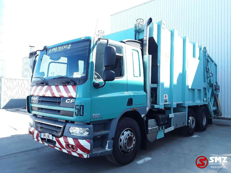 DAF 75 CF 310 VdK pusher 2000 +2x lift 4x on stocl - شاحنة النفايات: صورة 3 DAF 75 CF 310 VdK pusher 2000 +2x lift 4x on stocl - شاحنة النفايات: صورة 3