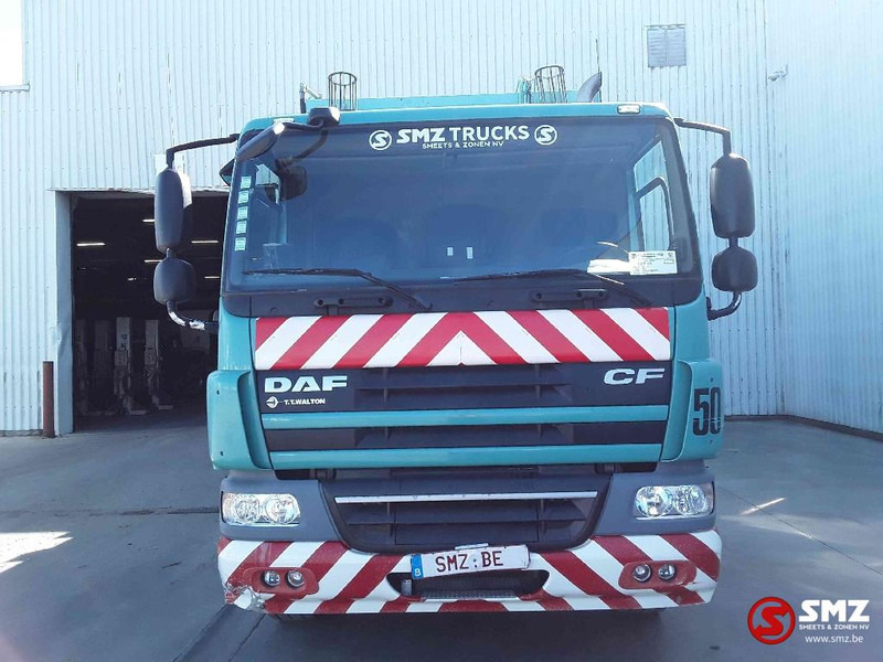 DAF 75 CF 310 VdK pusher 2000 +2x lift 4x on stocl - شاحنة النفايات: صورة 2 DAF 75 CF 310 VdK pusher 2000 +2x lift 4x on stocl - شاحنة النفايات: صورة 2