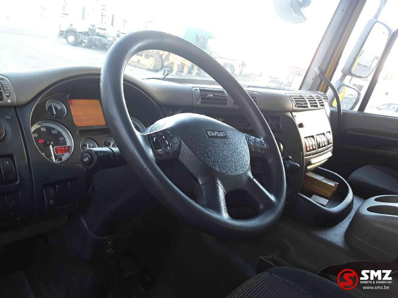 Interior photo 2: شاحنات مسطحة, شاحنة كرين DAF 85 CF 460 Atlas 165.2E-A4