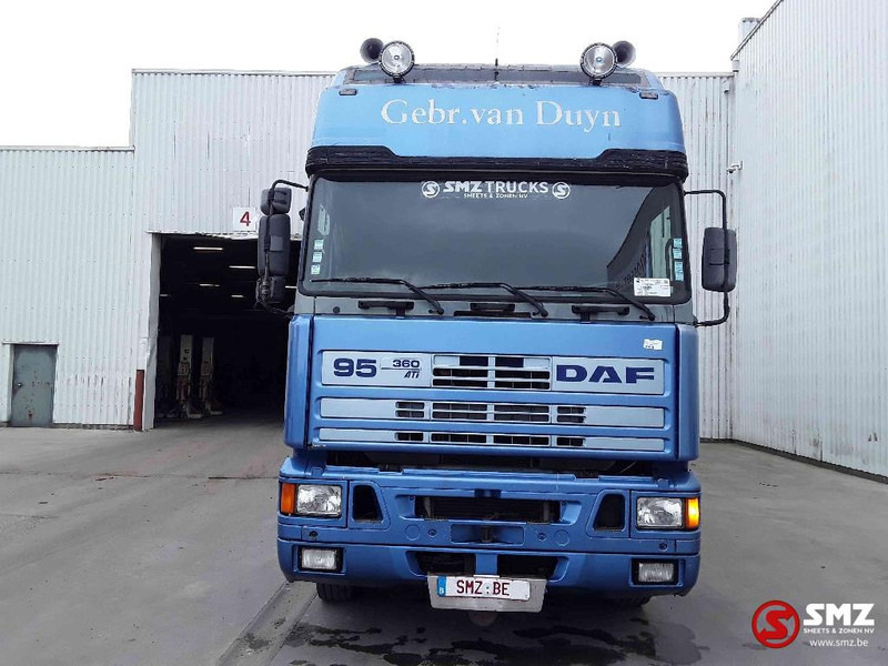 DAF 95 360 ATI SuperSpacecab NL truck - شاحنة الفريزر: صورة 2 DAF 95 360 ATI SuperSpacecab NL truck - شاحنة الفريزر: صورة 2