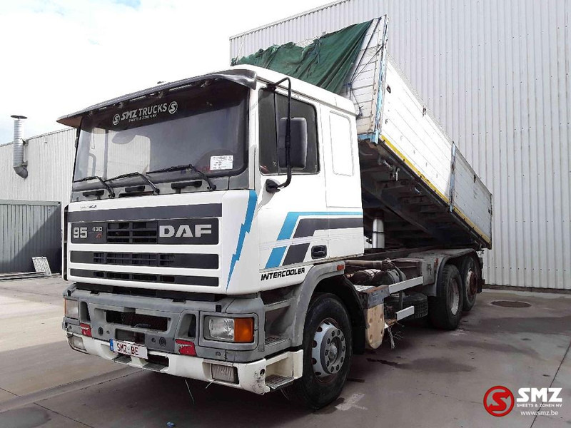 DAF 95 430 lames steel - شاحنة قلاب: صورة 3 DAF 95 430 lames steel - شاحنة قلاب: صورة 3