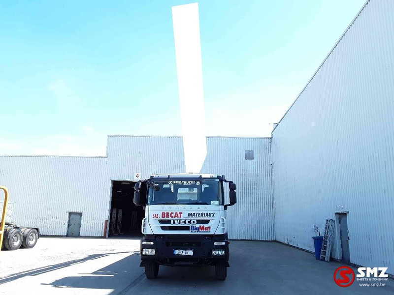 Iveco Trakker 360 Palfinger Pk18002 4+remote - شاحنات مسطحة, شاحنة كرين: صورة 2 Iveco Trakker 360 Palfinger Pk18002 4+remote - شاحنات مسطحة, شاحنة كرين: صورة 2