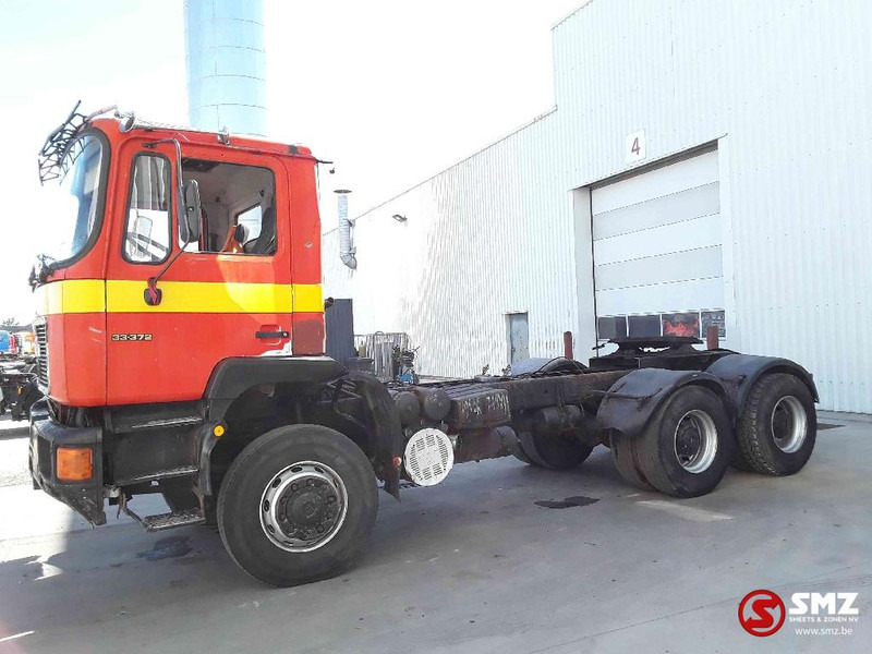 MAN 33.372 6x6 - وحدة جر: صورة 4 MAN 33.372 6x6 - وحدة جر: صورة 4